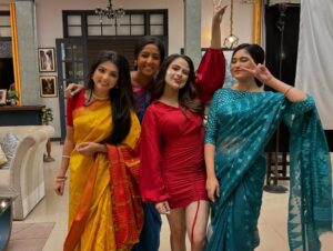 Sneha Deb Instagram - Girl’s Gang 💪🏻