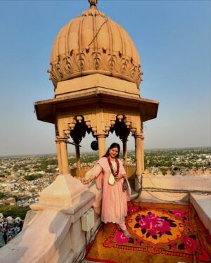 Sneha Wagh Instagram - Learning the true essence of Pure Love!! RADHE RADHE 💝💝
.
.
.
#barsana #vrindavan #radhakrishna #radharani #besttime #SarangeSneha #ssnehawagh