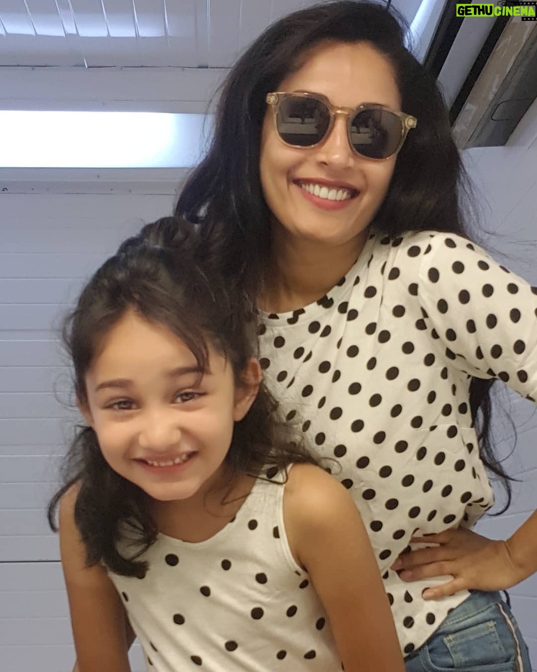 Snigdha Akolkar - 723 Likes - Me and Myra #twinning #polkadots #Happygirls 👩👧