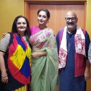 Snigdha Akolkar Instagram - #हिन्दीदिवस के अवसर पर "१४ सितम्बर" का प्रदर्शन। screening of my film on #hindidiwas Yesterday.