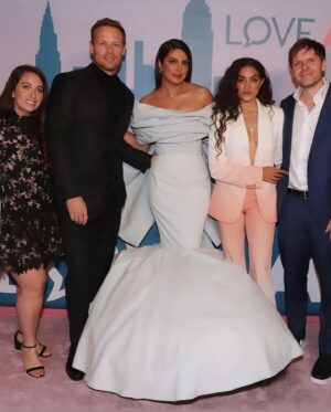 Sofia Barclay Instagram - pink carpet last night 💕💗💓🌸with my favourite peeps for @loveagainmovie 
Out in 🇺🇸may 5th & 🇬🇧may 12! im so in love with this film & can’t wait for you to see it!! 

@priyankachopra @samheughan @eshornstein @thunderroadpictures @jimdrewthis @sonypictures @nickjonas @drmadhuakhourichopra 

suit of dreams by the inimitable @eliesaabworld & sparkles by @bulgari ✨🪬🤍 hair by my twin @davidcolvin & makeup by the genius @cygmakeup 🙏🏽