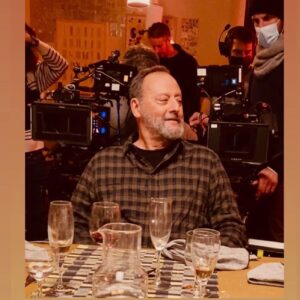 Sofia Essaïdi Instagram - #AntigangLaReleve dès maintenant sur @disneyplusfr !🤩😎 @b_rocher @albanlenoir @cassiopee_mayance  Jean Reno @steficelma @beatricefacquer @jean_toussaint_bernard @paulidy @sebastien_lalanne @oumardiaw .. @empreintedig @erictherock