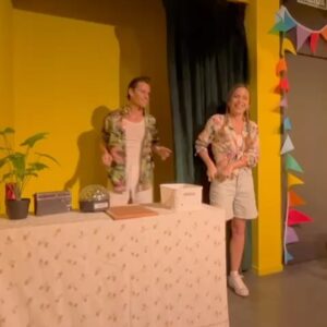 Sofía González Instagram - Quedan ✌🏻 semanas más de “Helado de Pollo” de @maricelsantin 🌹 en @microteatroba ¡Venite! 🎭
Martes y Domingos Sesión Golfa 🔥

Entradas online en la página de microteatro.com.ar

Compañero amigo amado @jipagliere_ 🤩

#actriz #teatro #microteatro #buenosaires #agentina