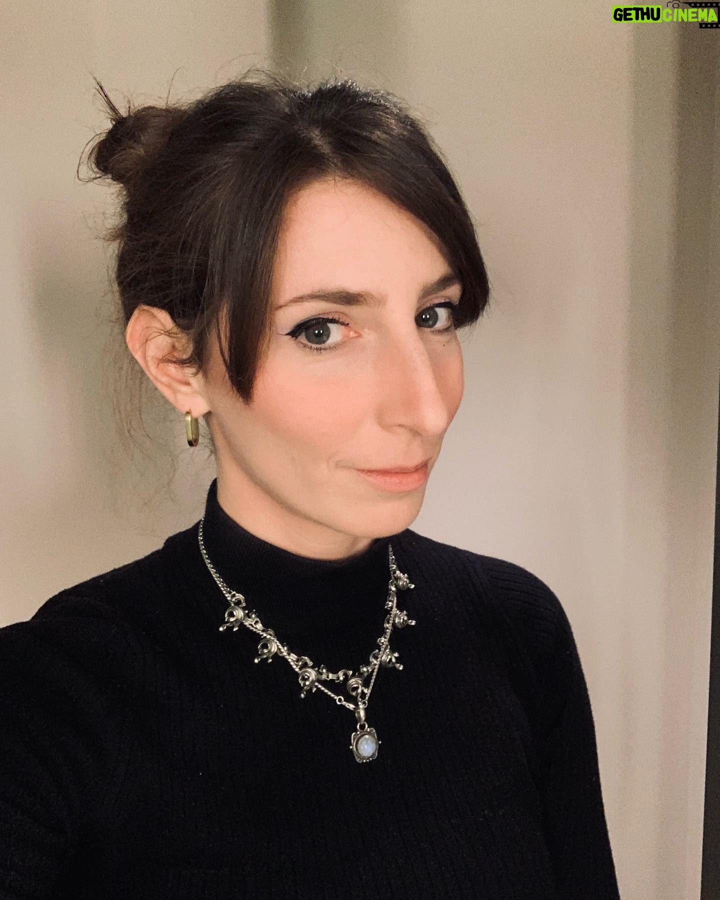 Sofia Kats - 1.9K Likes - Der frische Stream zum Thema Angeln: Catch&Release, Schmerzempfinden von Fischen, Gesetze der Fischerei von HH bis Europa ist jetzt online auf Twitch!
Link im Profil
.
Danke, dass so viele zugeschaut haben! Es war der beste Auftakt für die neue Streamie Reihe, den ich mir vorstellen kann.
.
Kiss,
Huhn
❤️