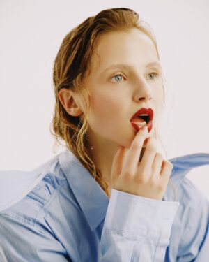Sofia Lebedeva Instagram - style by @aleksandra.georgie 
@anastasiabocharova 
photo @sonnychibba 
muah @timaleo