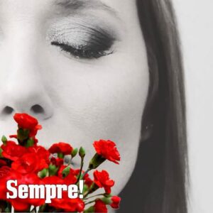 Sofia Nicholson Instagram - O mais precioso legado que me foi transmitido!
A LIBERDADE!
Cuidemos dela! 
Hoje e sempre! 
#50anos #sempre #25deabril #liberdade