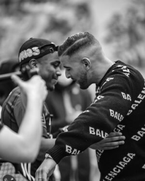 Sofiane Zermani Instagram - Alors.... QUI A BRÛLÉ LE CERCLE ⭕️ ????? 

@rentredanslecercle ⭕️
@affranchis.music 🚬 

📸 @delaplacedavid 
@miaousb
@moro_julien_