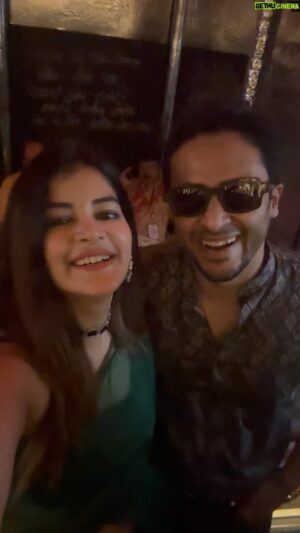 Soham Majumdar Instagram - When buddy’s in town❤️❤️ @soham_majumdar_ #pandalhoppingscenes