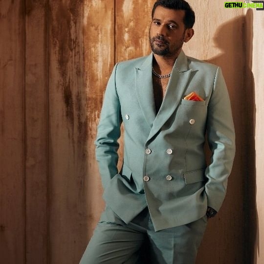 Sohum Shah - 1.3K Likes - On screen action toh dekh liya, ab behind the scenes bhi dekhlo #Dahaad #DahaadOnPrime