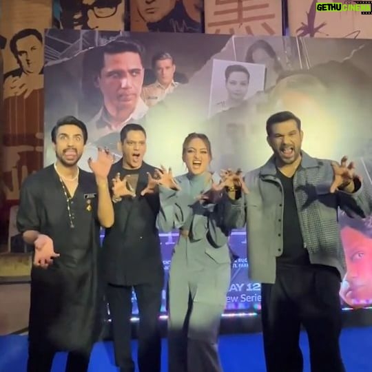Sohum Shah - 0.9K Likes - Roaring Response for #Dahaad 🙌🏼
Premiere toh ho gaya hai, abhi asli chor police ka khel kal chalu hoga @primevideoin par! #dahaadonprime
@aslisona @itsvijayvarma @gulshandevaiah78 @reemakagti1 @ruchoberoi @zoieakhtar @ritesh_sid @faroutakhtar @sumitaroraa #RiteshShah @excelmovies @tigerbabyofficial @kassimjagmagia @sunitha.ram @angaddevsingh_ @vishalrr