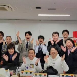 Sōichi Nakaoka Instagram - 出川哲朗還暦祭り

最高のライブに参加できました。

出川さん最高に嬉しそうだった！

参加した人達みん～な嬉しそうだった！！

#中岡は大喜利スベってただけ
#中岡は出演者というよりただの出川ファン
#中岡は大部屋の楽屋ではしゃぎすぎ
#でも最高な空間やったな
#いいねもらっとけ