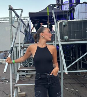 Sola Instagram - Ça fait tellement du bien de remonter sur scène , merci Bastia ❤️☀️