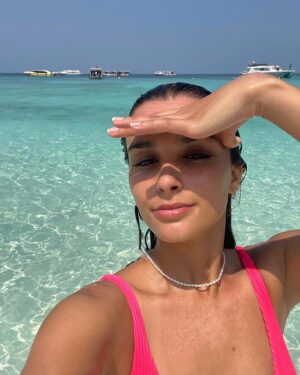 Sola Instagram - Cet endroit paradisiaque 🐠🏝️🛥️🌊👙

J’ai vu Nemo!!Admirez bien la vidéo sous l’eau parce que après ça l’écran de mon téléphone a rendu l’âme 📴