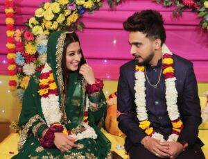 Somi Khan Instagram - The beginning of a beautiful forever 💛💚 
02:03:24 
.
.
.

#haldiceremony #adilkhandurrani #somiadilkhan #adilkidulhan❤️❤️
