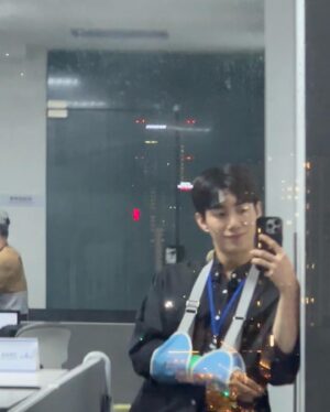 Son Woo-hyeon Instagram - 행복배틀 사랑해육