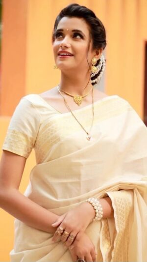 Sonali Sudan Instagram - Yes But Traditional >>

#indianwear #traditional #trend #indiantrend