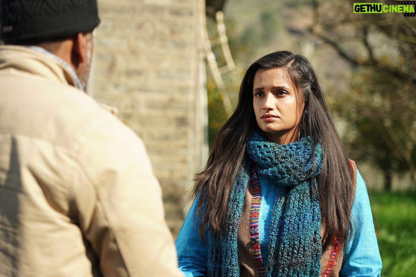 Sonali Sudan - 544 Likes - Can you feel my pain that I couldn’t go to my own premier and have not watched Samara yet ? 🥲
But the response Kerala has given to Samara in a day is overwhelming 🤌🏻💜
Book your tickets South India , I am sure you won’t be disappointed 😌
#samara #geetha #samarafilm #samarathemovie #samaramovie #malyalamactress #malyalamfilm #sonalisudan