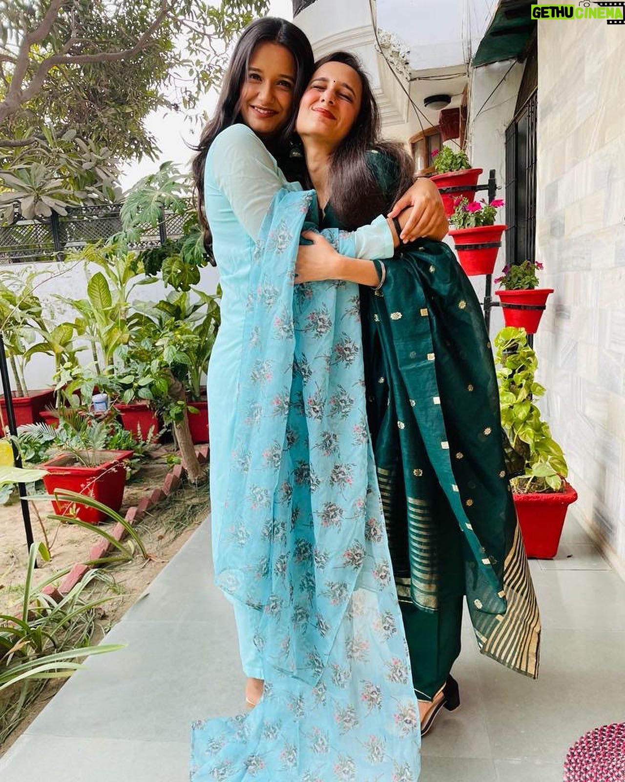 Sonali Sudan - 455 Likes - 🦋💙