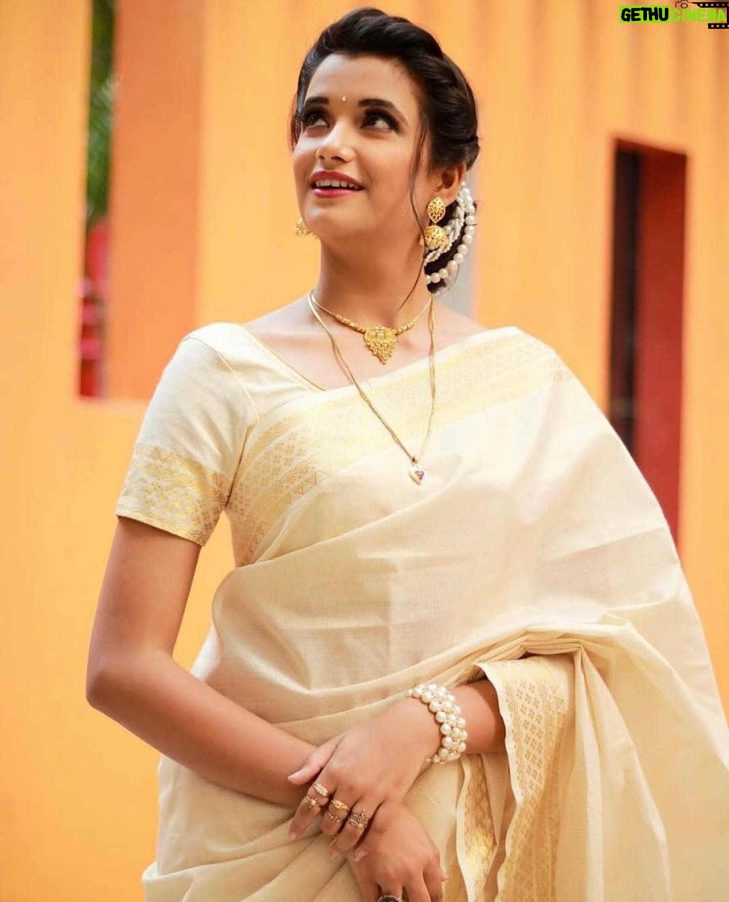 Sonali Sudan - 308 Likes - Happy Onam from Mine to Yours 🛶🫶🏻
#happyonam #onam2023 #samara #malyalam #kerala