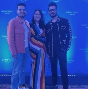 Sonam Nair Instagram - These 4 beautiful people have given me the best gift a girl could hope for! The creators of DUPAHIYA 💪💪💪💪 Logon ko pata nahin hai kitni badi aag lagne wali haiii!! 🔥🏍️✨💖 

Hair and makeup for me: @glamifiedbydishashawani 👌