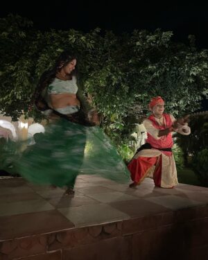 Sonam Nair Instagram - Mehfil 🪘 🎹 🎤 💃