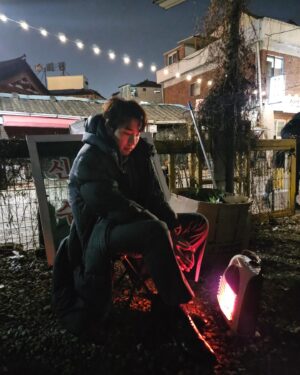 Song Ji-ho Instagram - 너무 추웠던날🥶🥶🥶
오늘도 #선재업고튀어 잘부탁드립니다💙
