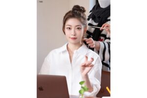 Song Ji-woo Instagram - 안경지우🤓
#가연 
@blade_ent_