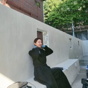Song Min-ji Instagram - 금호동까페 #스페이스라사
인싸동생들 덕분에 오늘 재밌었음!!
