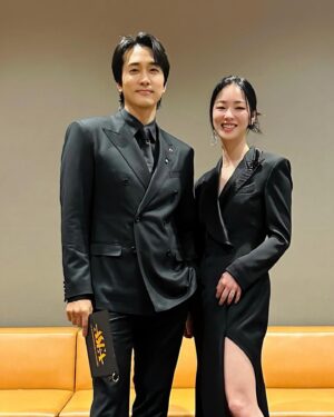 Song Seung-heon Instagram - 대한민국 최고의 배우 전여빈님과 함께!

#ASEA 
#전여빈