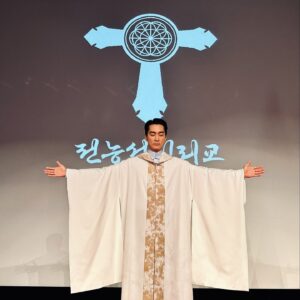 Song Seung-heon Instagram - 🙏

오늘밤 8:50 tvN 

#허성태 
#플레이어2
#player2
#tving 
#tvN
#플레이어2_꾼들의전쟁
#ThePlayer2_MasterofSwindlers

@tvn_drama
@tving.official