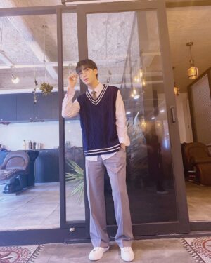 Song Yu-vin Instagram - 😜🤪