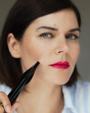 Sónia Balacó Instagram - Back to work, back to having fun with @lancomeofficial. #pub

#makeup #Labsolurouge #teintidoleultrawear #lancomemascara