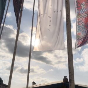 Sónia Balacó Instagram - “A Sua Iminência”,
bandeira para instalação colectiva no @festivaliminente. 

No centro, o nada aguarda por nós, pela nossa chegada para iluminarmos o território interior, para descobrirmos e conhecermos o que em nós sempre existiu.