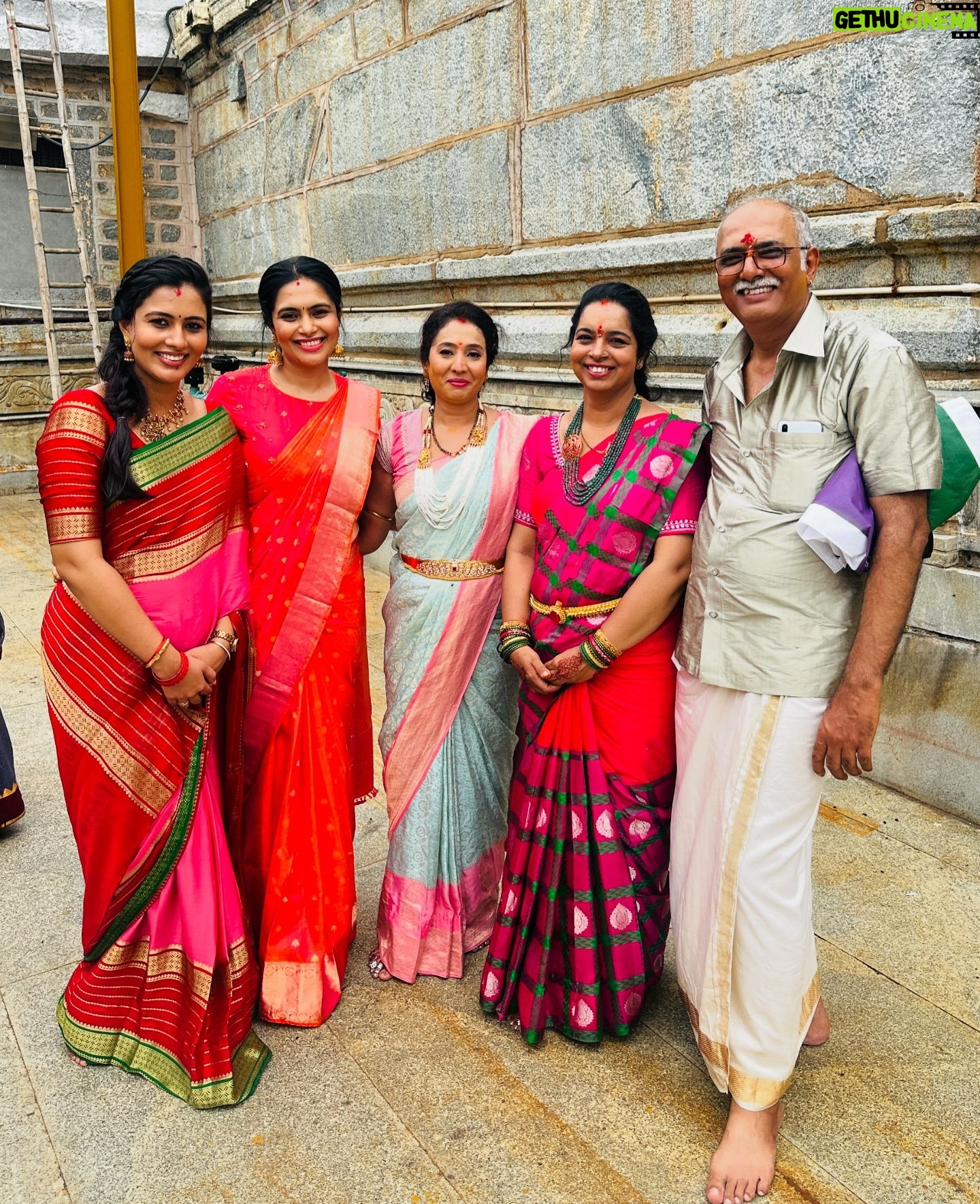 Sonu Gowda - 83.4K Likes - The love of a family is a greatest blessing !!
#family #blessing #everything