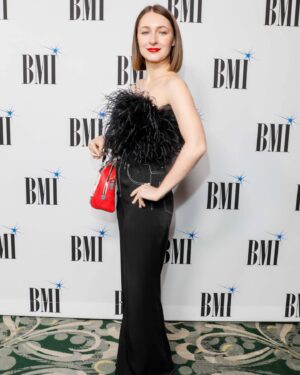 Sonya Belousova Instagram - My most favorite event of the year. Thank you @bmi for all the love! Feeling lucky and grateful for another BMI Award, this time for #TheThingAboutPam. This is such an honor. And what an incredible night! Thank you to the absolute legend and our brilliant showrunner @jennybgoode for bringing Giona & I on this adventure, love you to the moon and back!! And thank you BMI and @reema.iqbal for your continued support and for being amazing! ❤️🎶❤️