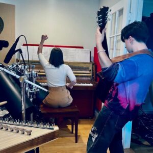 Sonya Belousova Instagram - MIHAWK, the world’s greatest swordsman, deserves nothing less than the world’s greatest guitar virtuoso, MARCIN @marcin.music. The official @onepiecenetflix soundtrack will include several tracks featuring MARCIN, and I can’t wait to set your hearts (and your speakers) on fire! 🔥🏴‍☠️🎶🎸

#marcin #mihawk #onepiece #onepieceliveaction #onepiecenetflix