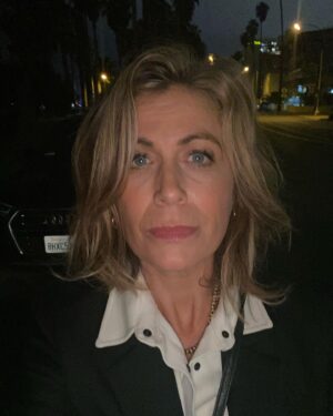 Sonya Walger Instagram - Date night, you ask?  Nope.  Self tape in Santa Monica once the kids are down.  Thanks @theactingguru #alldressedupandnowheretogo #workingmama