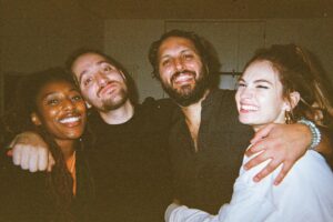 Sophia Brown Instagram - <333333333
some love life moments I caught on film.