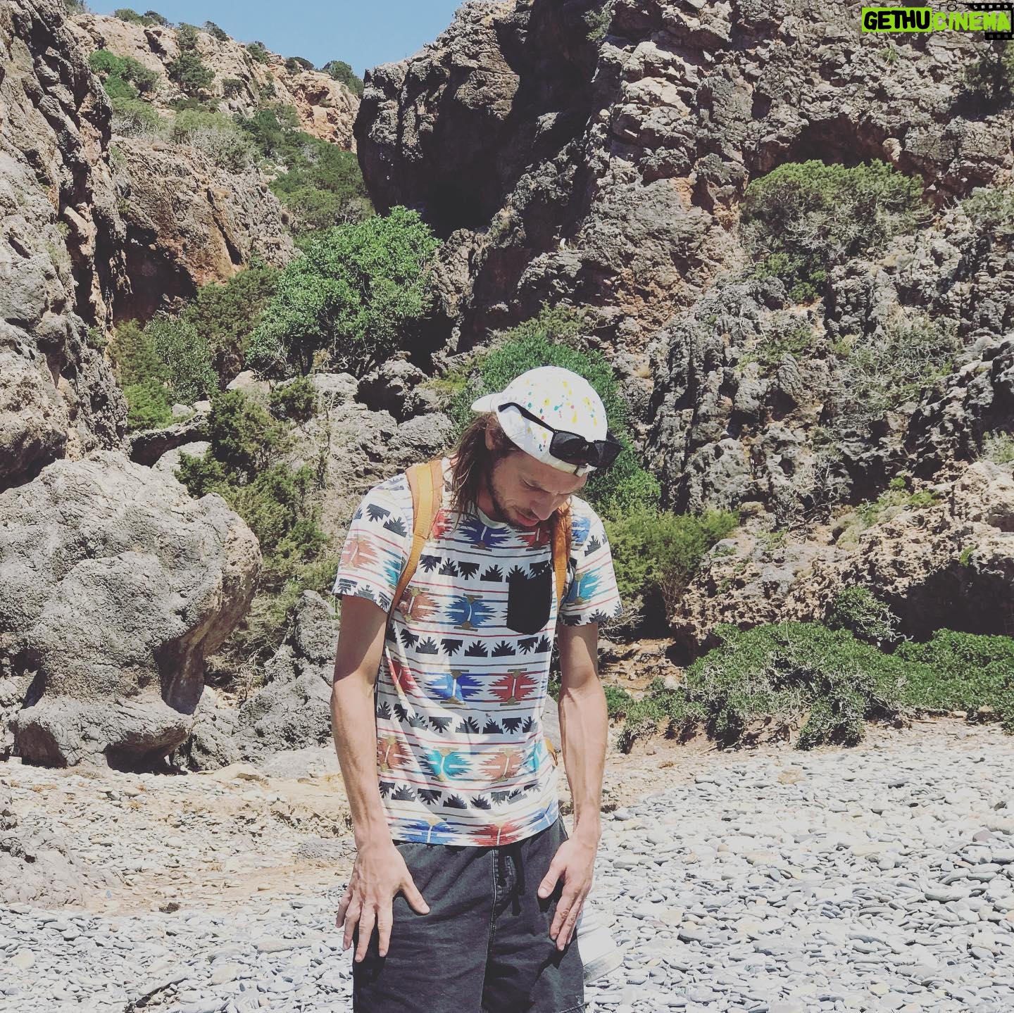 Sophie Cadieux - 388 Likes - Krios. Presque plage secrète. 🇬🇷