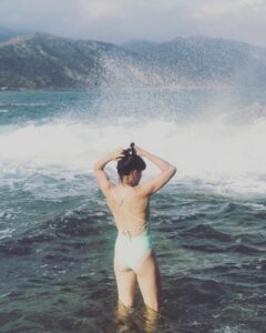 Actress Sophie Cadieux HD Instagram Photos and Wallpapers July 2019