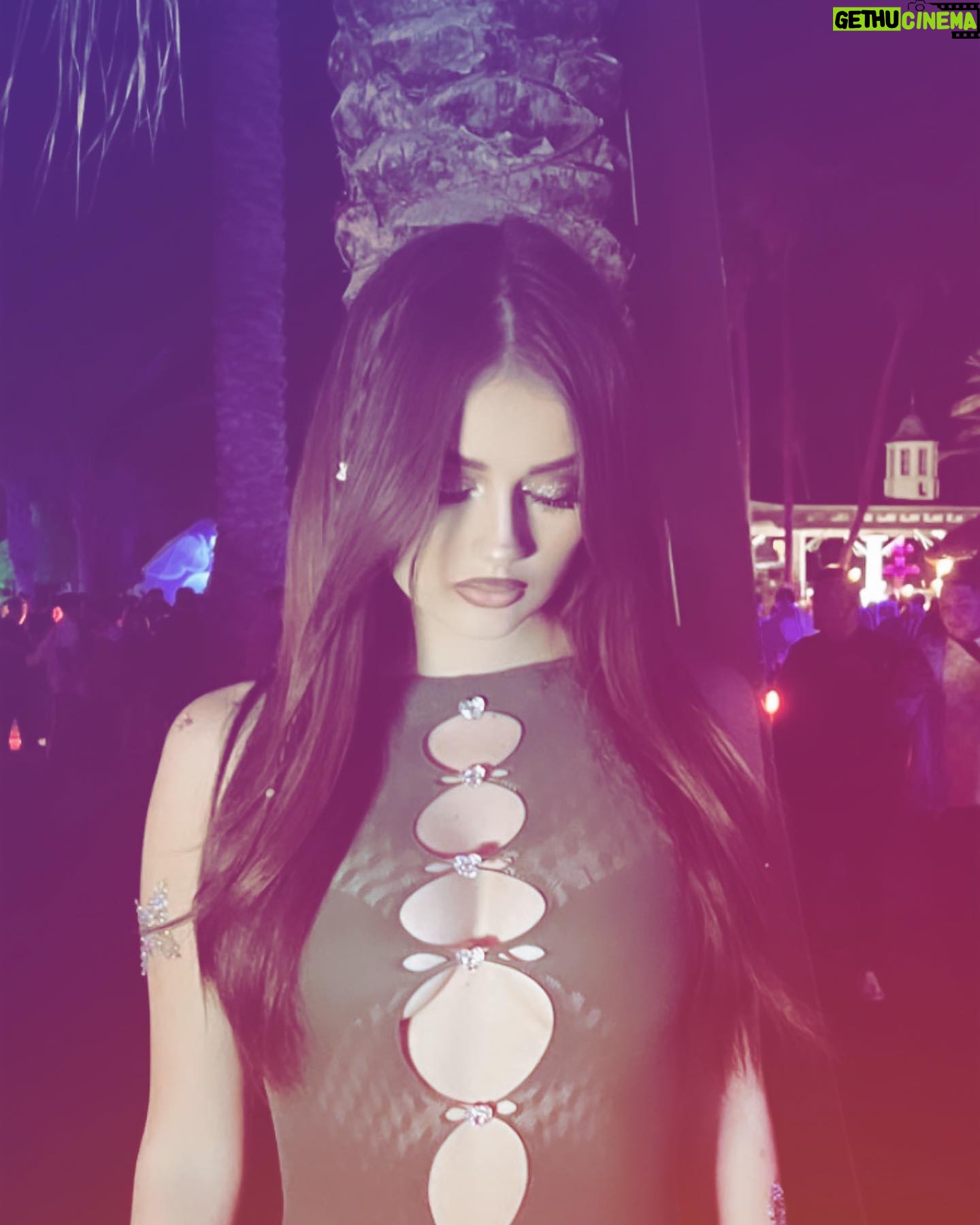 Sophie Fergi - 3 Likes - Day 2 ✨🩷 #coachella