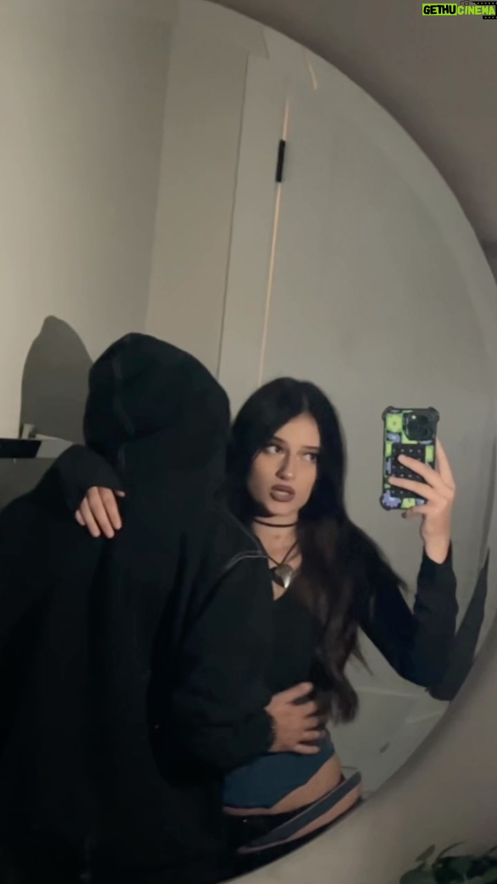 Sophie Fergi - 54.5K Likes - 👀🤷♀️ #reels #reelsinstagram #reelsvideo #reelsviral #reelsinsta