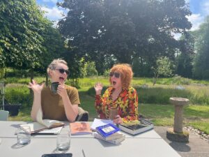 Sophie Willan Instagram - Exciting stuff bubbling away in the creative cauldron with this wonderful witchy woman  #maxinepeake #sophiewillan #womenincomedy #scriptwriting