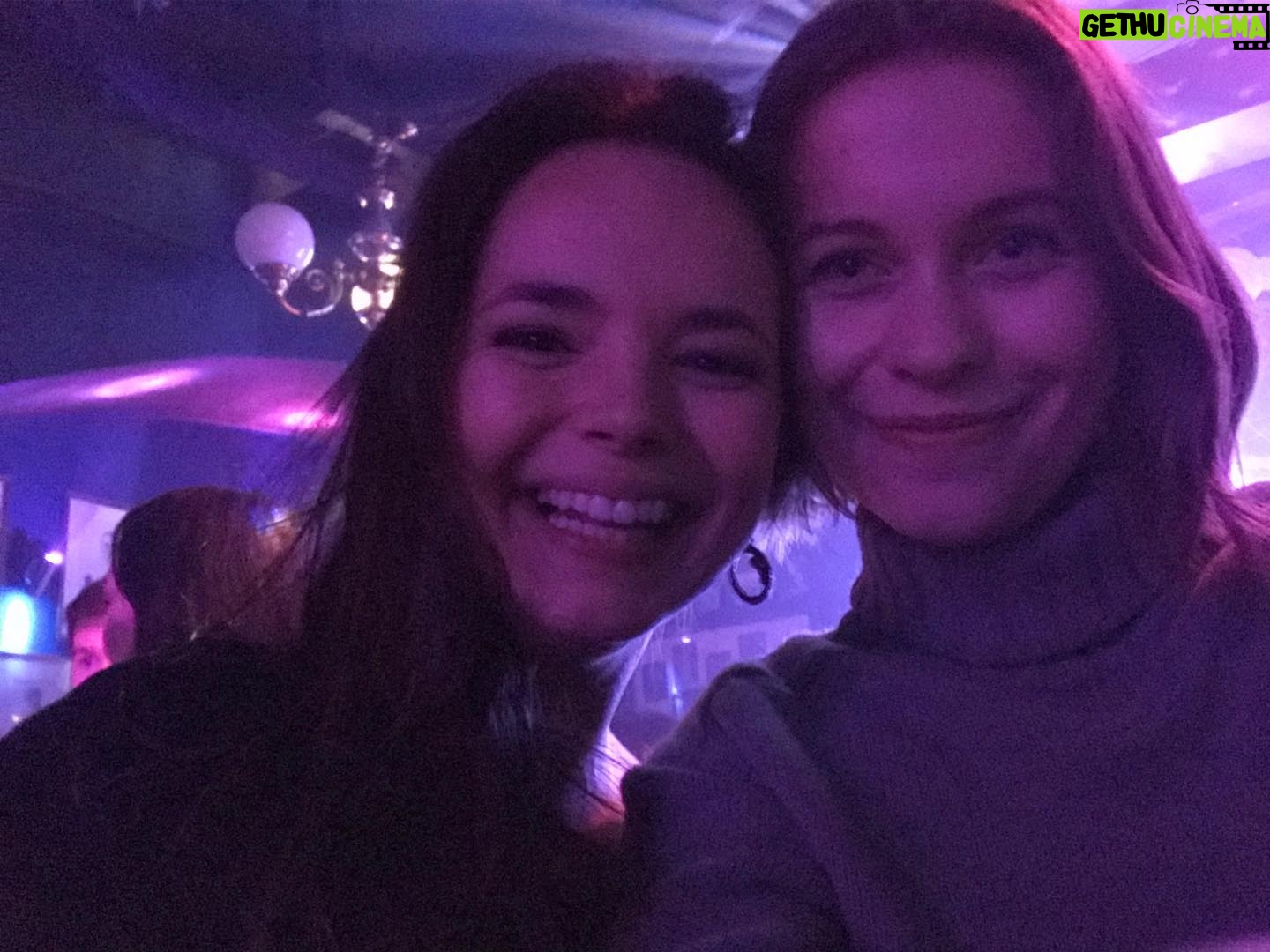 Sorcha Groundsell - 1.2K Likes - Sometimes all you need is whiskey, a good drag show and an even better pal, and I have endless love for this one 💜