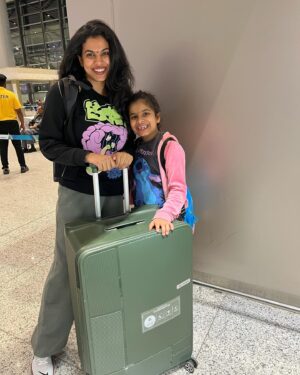Sravana Bhargavi Instagram - 👩‍👧✈️🗺️