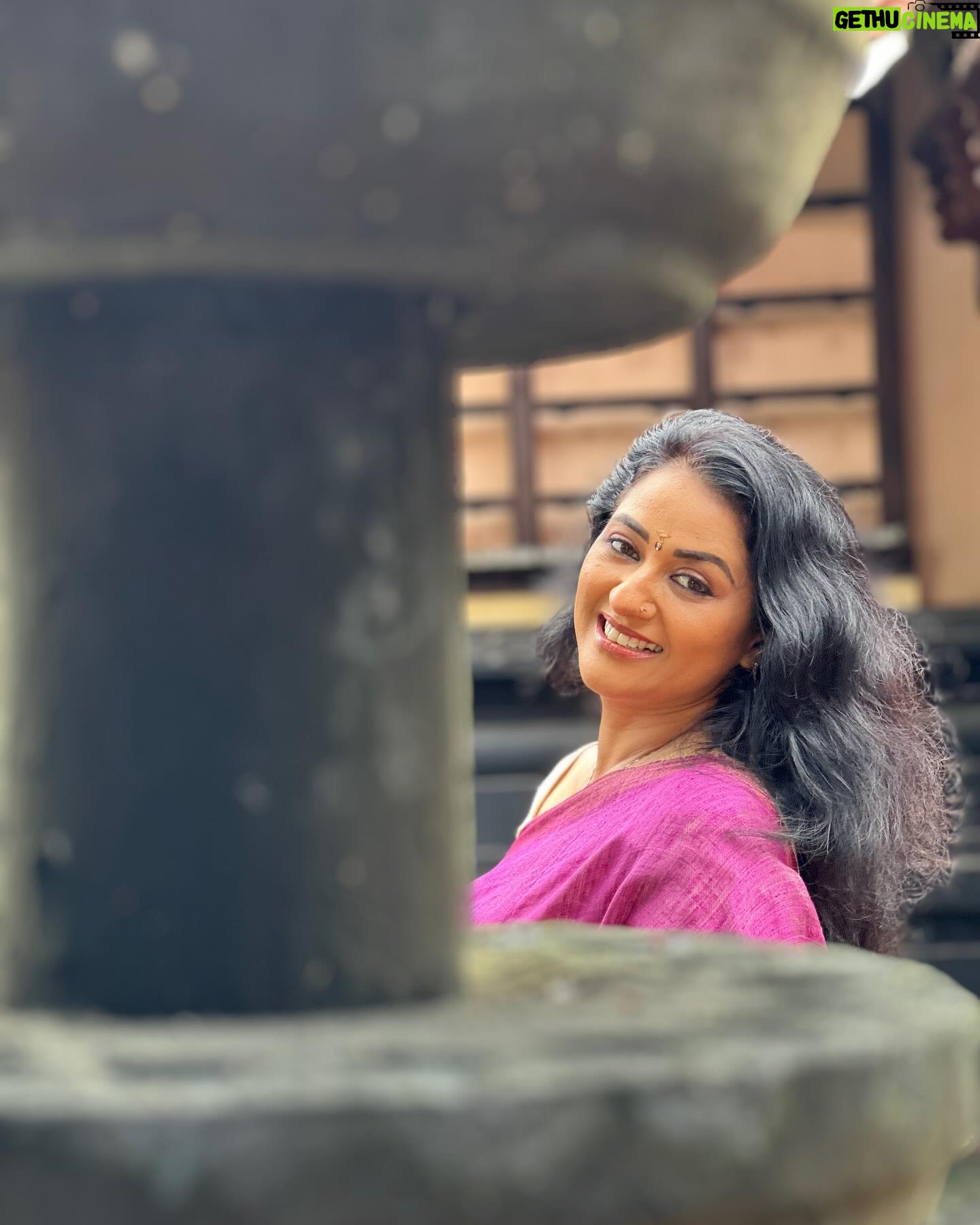Sreedhanya - 2.2K Likes - Hope is the beacon that illuminates your path and guides you to your destinationāØāØā£ļø
šø @itsgi_ri97 š¤