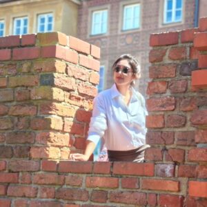 Sridevi Vijaykumar Instagram - Get lost in what you love ✨️❤️

#traveldiaries #dowhatyoulove #vacation #holiday #summervibes #poland #warszawa #warsaw #travel #travelphotography #live #love #laugh #happy