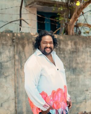 Srikanth Deva Instagram - 🕺🎶

📸Pc: @nishan_photograpy 
#cookwithcomali #cwc #cook #srikanthdeva #srikanthdevamusic #srikanthdevamusical #srikanthdevasongs #srikanthdevafans #srikanthdevahits