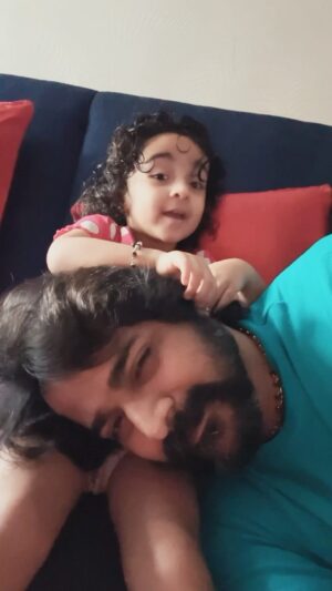 Srinish Aravind Instagram - When my baby put me to sleep😂😜🧿🧿❤️❤️ #reels #littleprincess