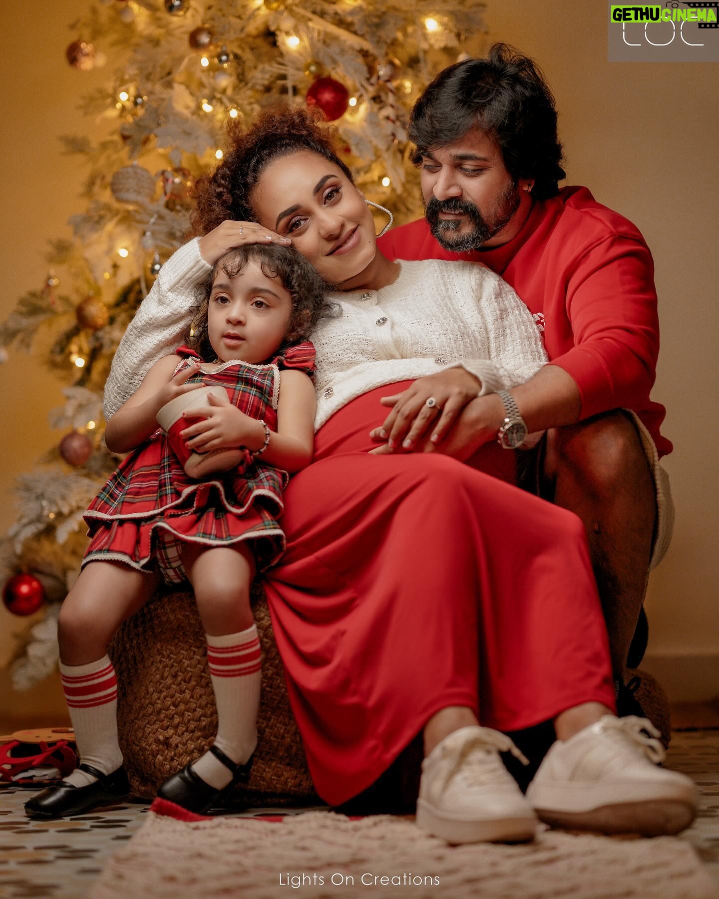 Srinish Aravind - 294.8K Likes - Christmas is All About Memories and Magic ❤️❄️
🦌
☃️
Click @jiksonphotography @lightsoncreations
